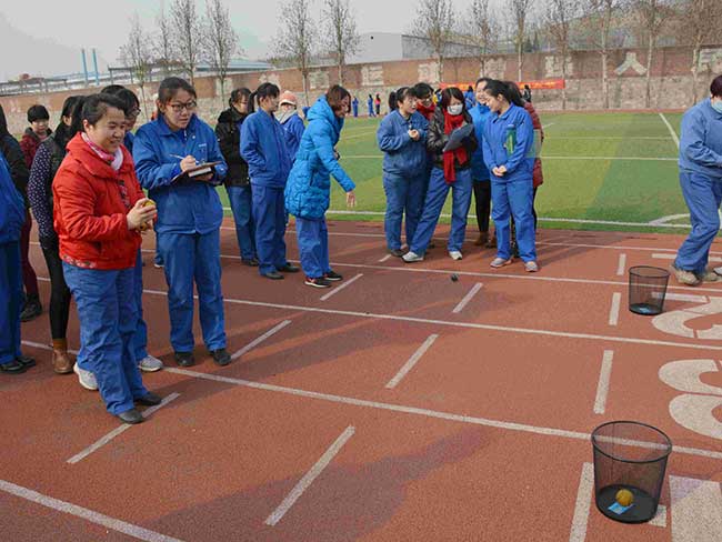 工會組織慶?！叭恕眿D女節(jié)活動